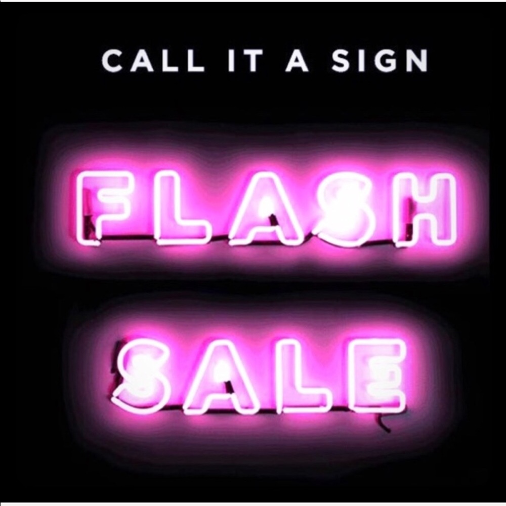 EVERYTHING IS ON SALE!!!! 💅🏽
